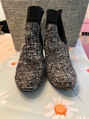 Diba Black & White Tweed Ankle Booties